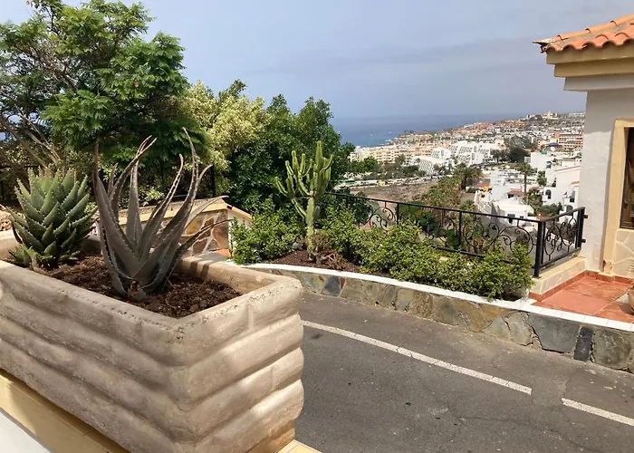 Seaescape With Ocean, King Size Bed, Wifi, Smart Tv, Free Parking 2 Pools Access